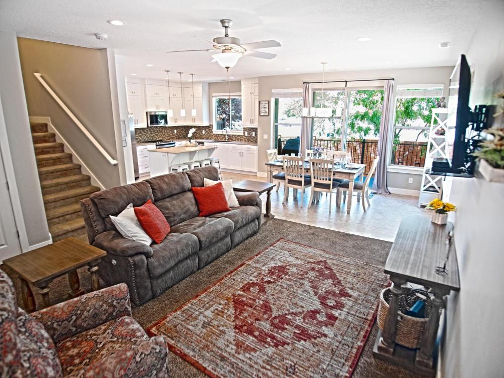 Three-Bedroom Vacation Home  interior